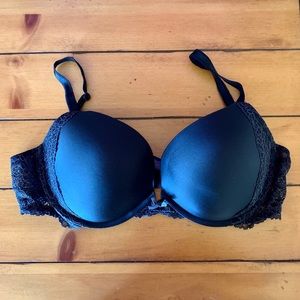 Victoria’s Secret dream angles bra